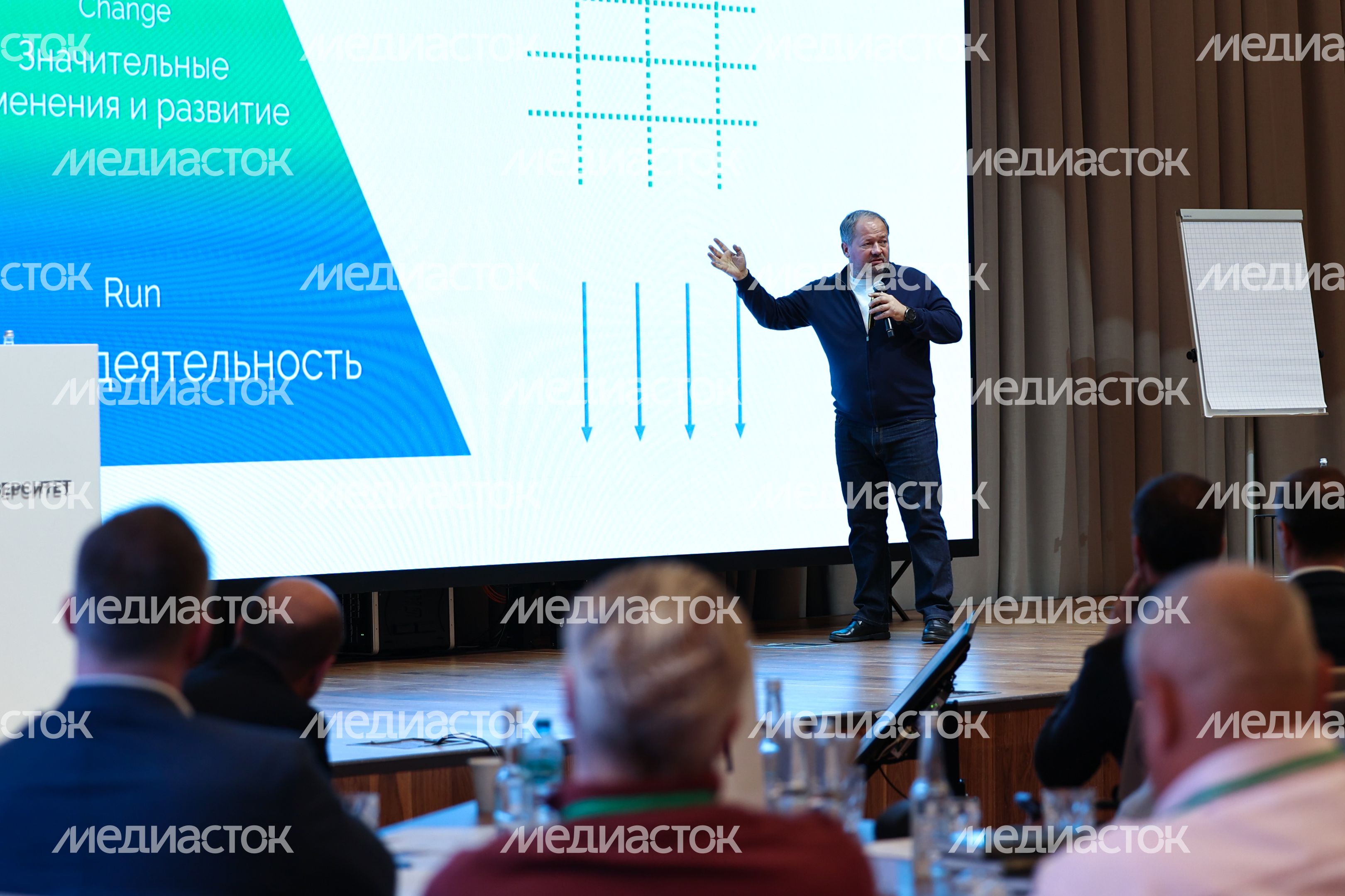 Владимир Соловьев на обучающем семинаре в СберУниверситете Владимир Соловьев на обучающем семинаре в СберУниверситете