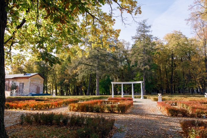 Воскресенск. Парк усадьбы Кривякино