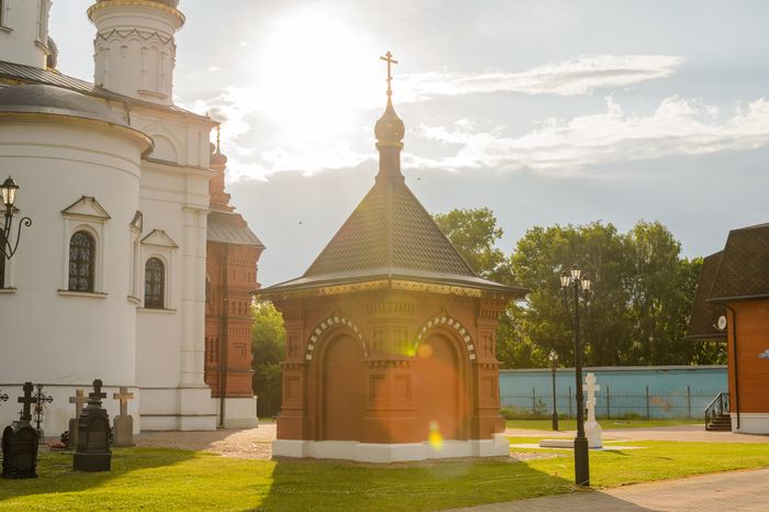 Тихвинская церковь