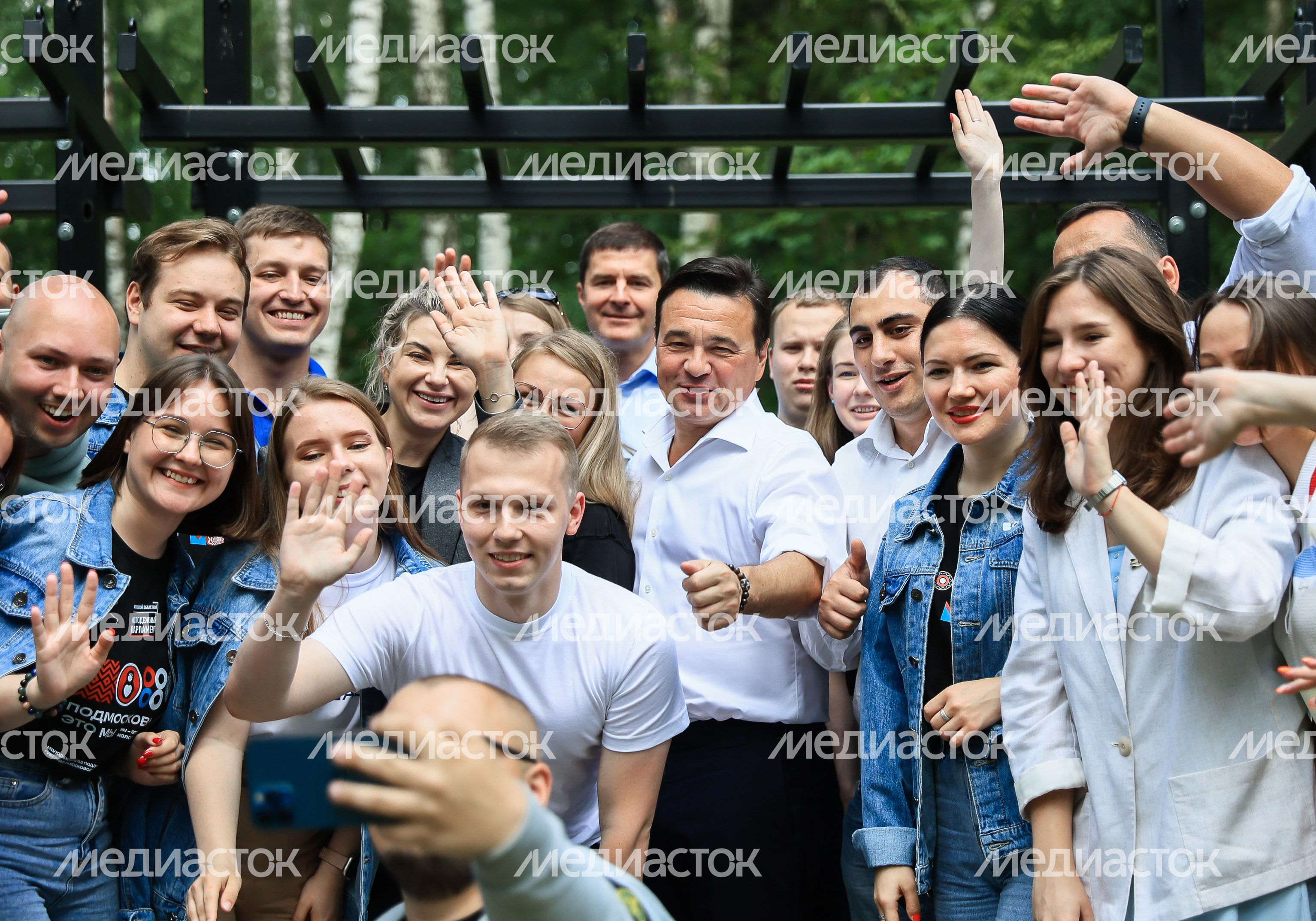 Встреча Губернатора Подмосковья с руководителями молодёжных организаций в Люберцах Встреча Губернатора Подмосковья с руководителями молодёжных организаций в Люберцах