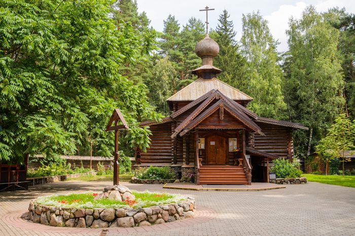 Дубна. Смоленская церковь