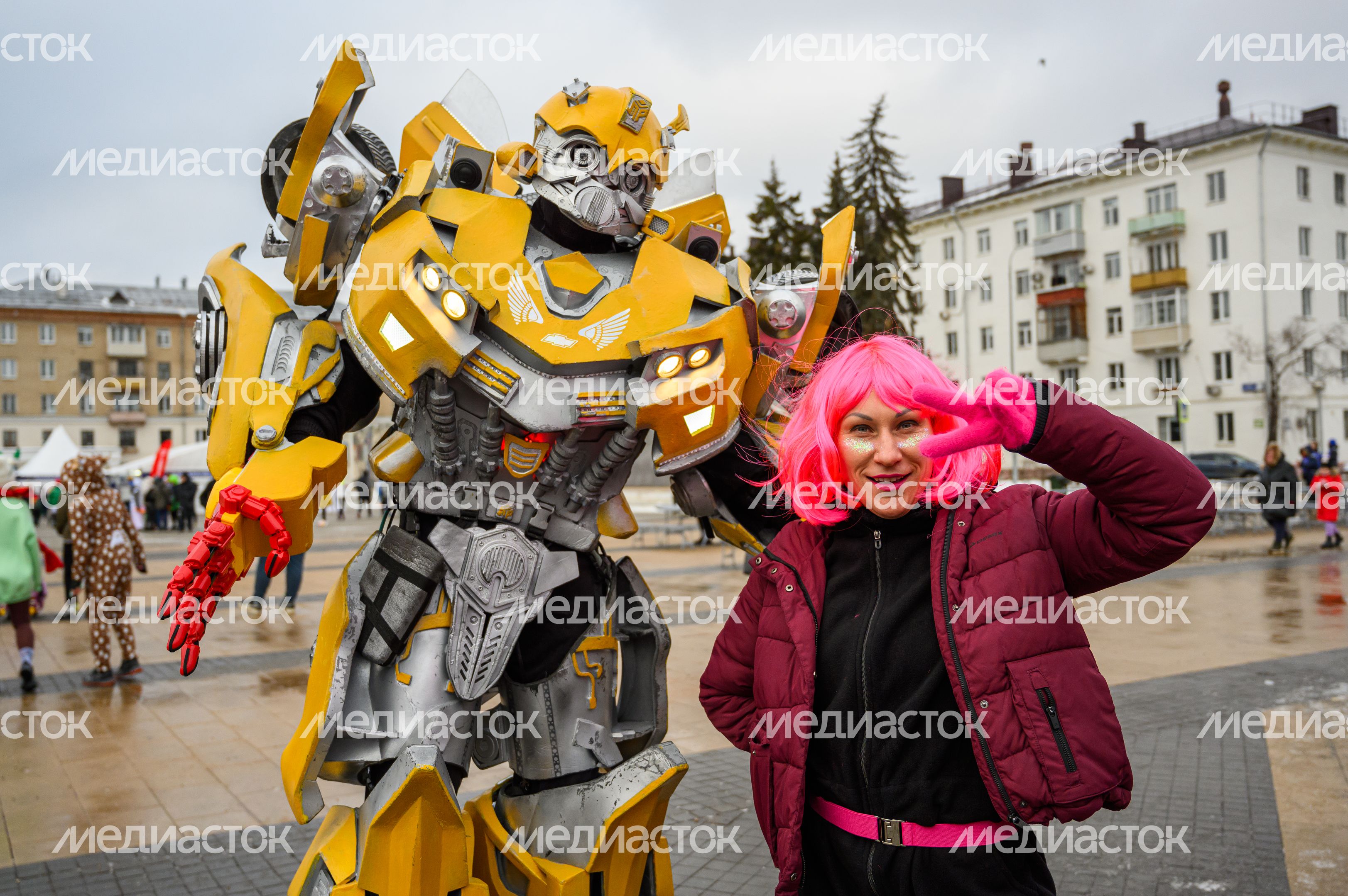Новогодний забег в карнавальных костюмах Space Carnival 2024 в Королеве Новогодний забег в карнавальных костюмах Space Carnival 2024 в Королеве