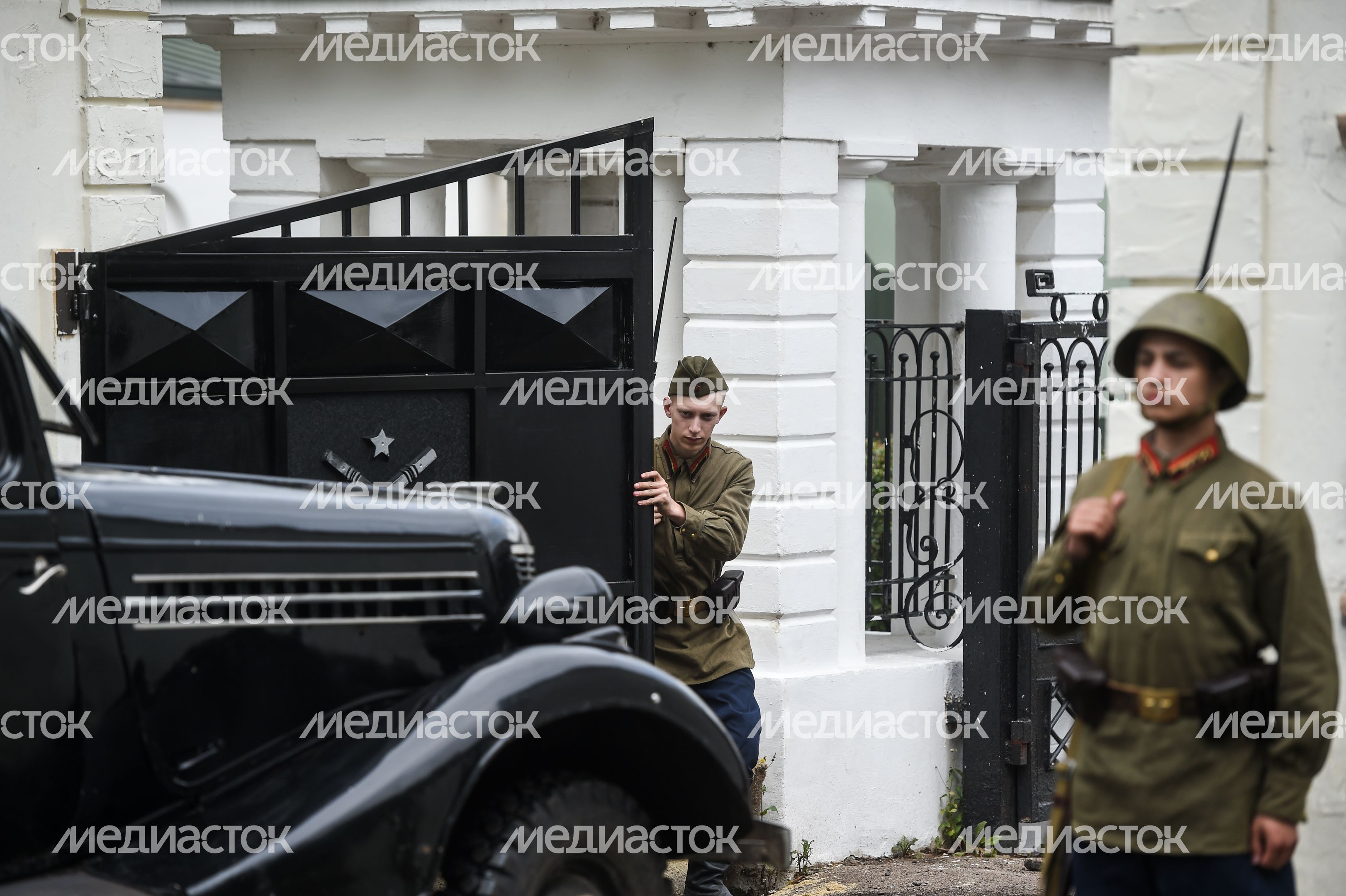 Андрей Воробьев посетил съемочную площадку фильма Ильинский Рубеж