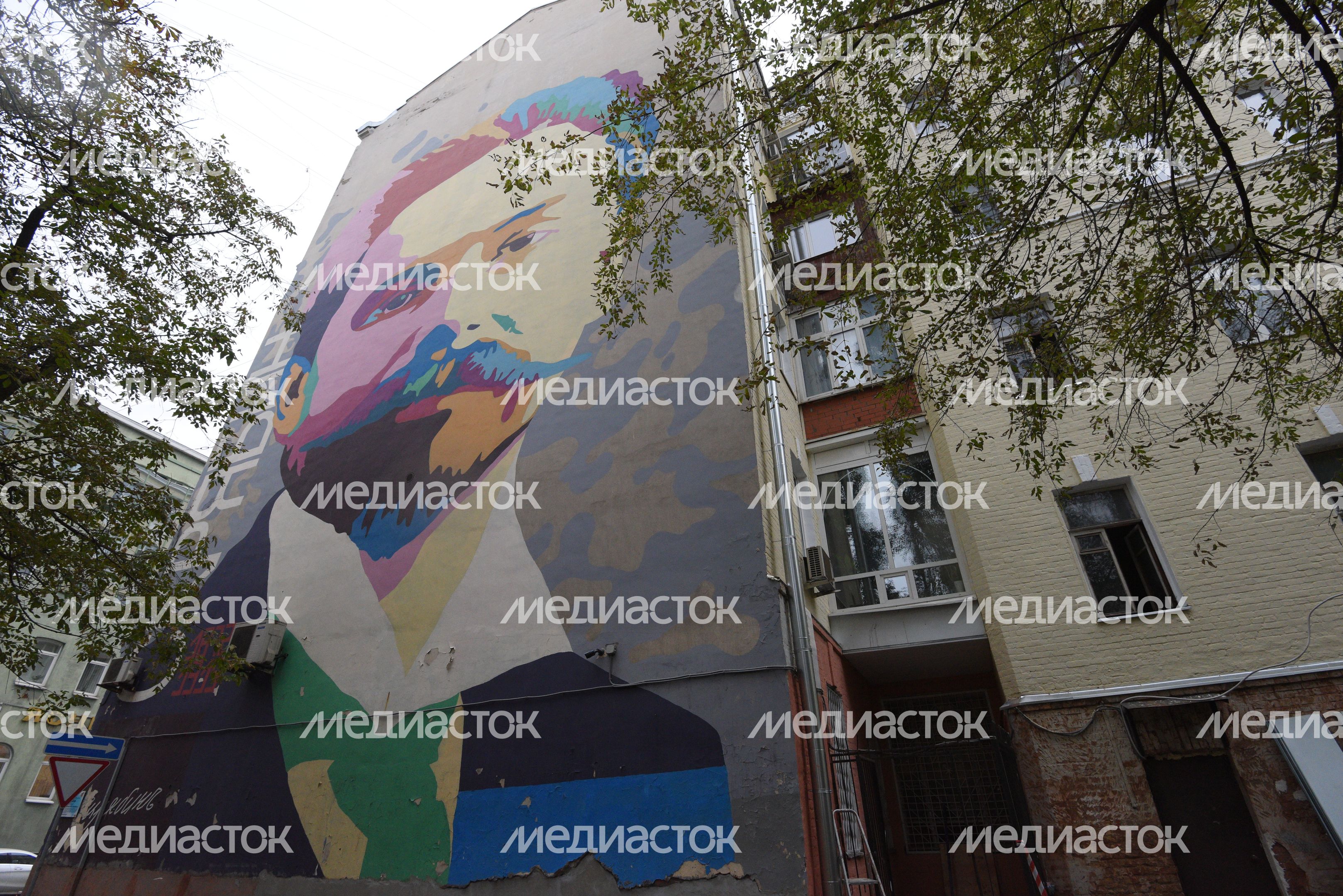 Граффити на улицах Москвы Граффити на улицах Москвы