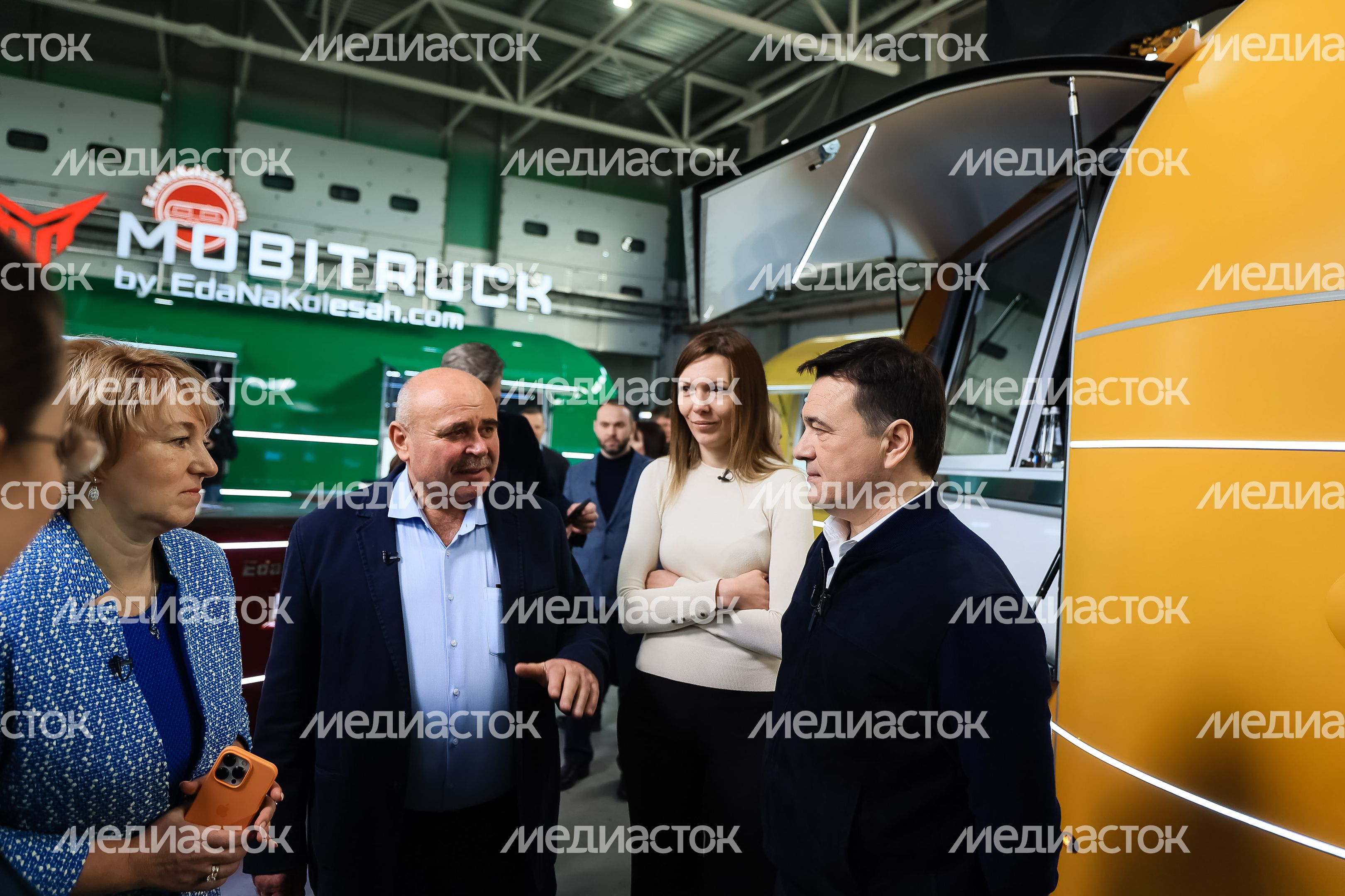 Посещение губернатором производства мобитраков в Истре