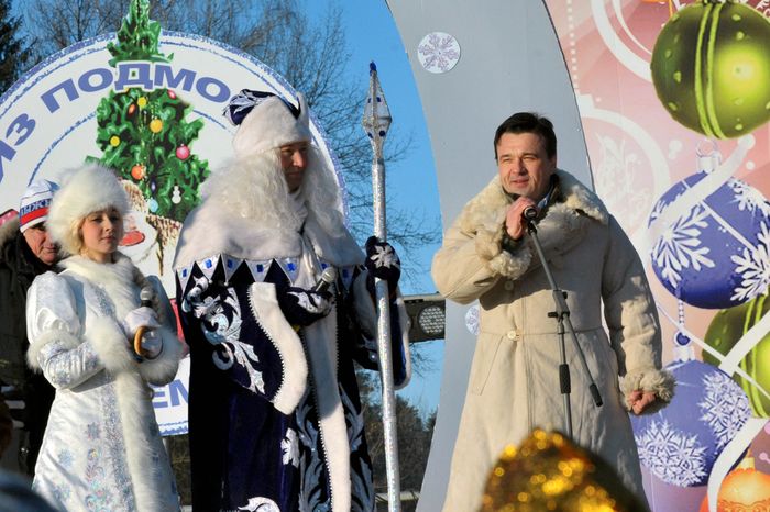 Андрей Воробьев на рубке Главной Новогодней ели