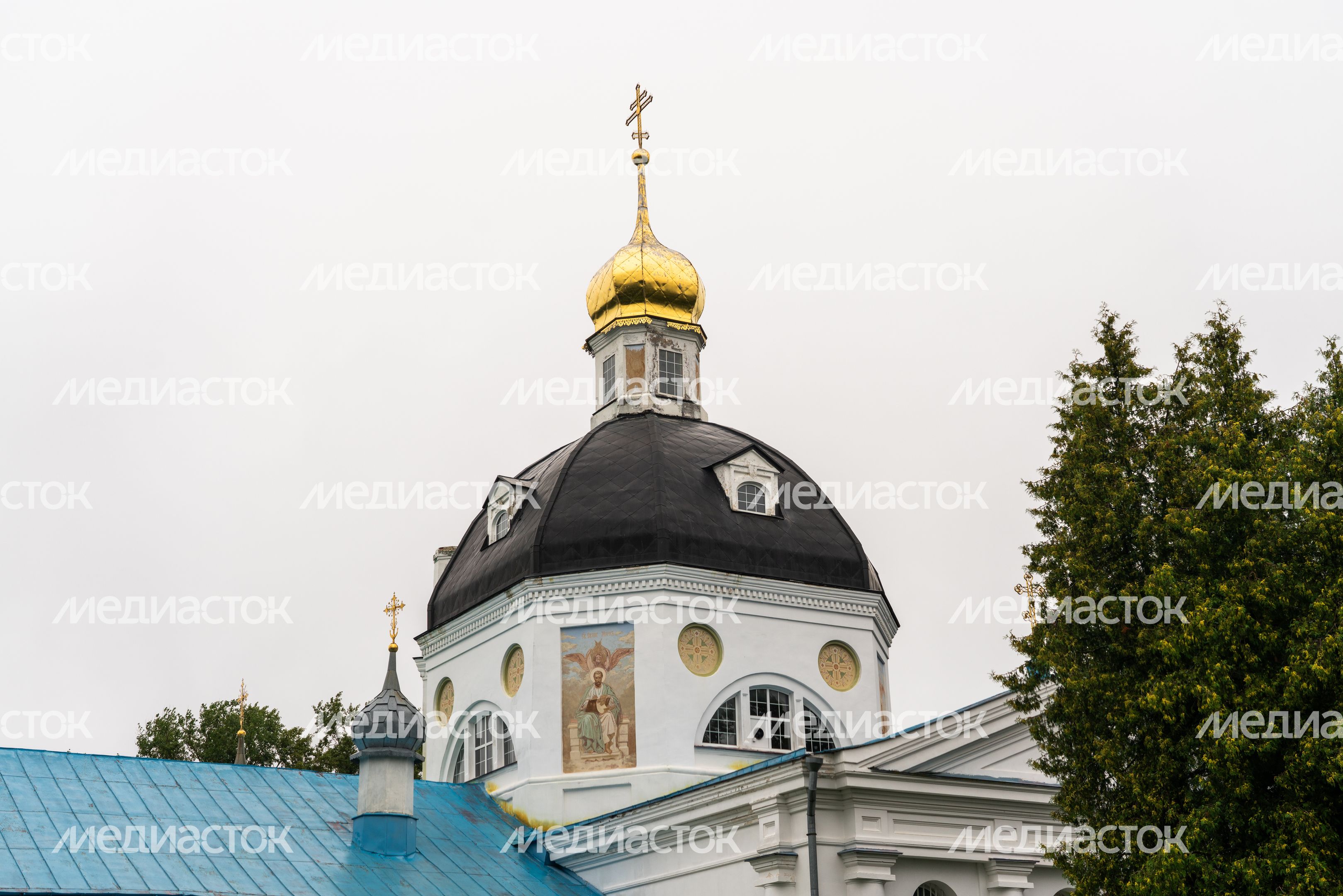 Церковь Воскресения Словущего на Николо-Железновском погосте в деревне Шипулино округа Клин Церковь Воскресения Словущего на Николо-Железновском погосте в деревне Шипулино округа Клин