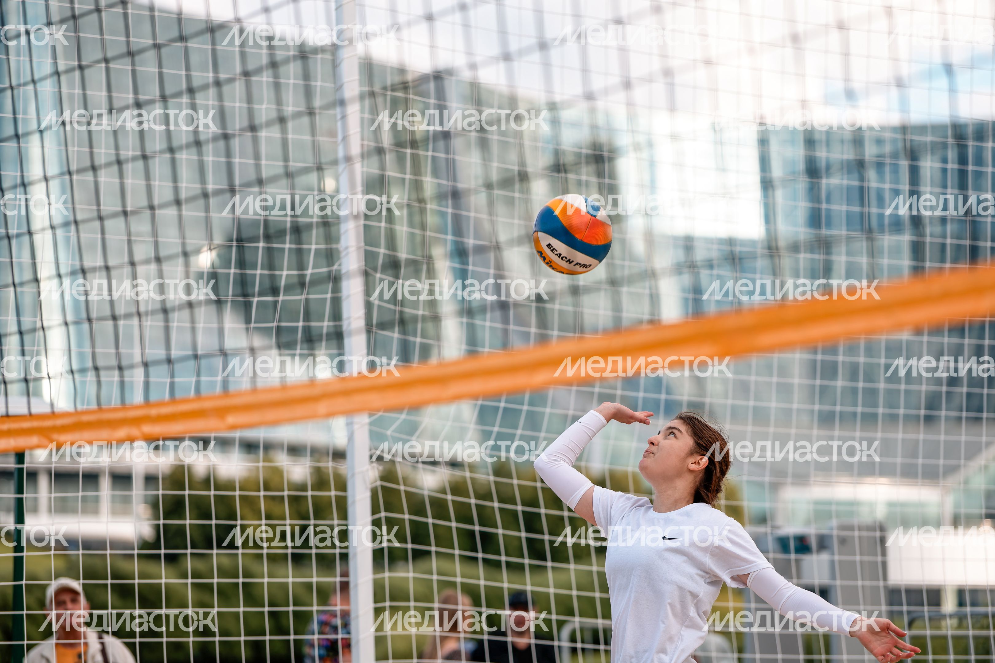 Пляжный волейбол на новой площадке «Пойма volley» в Красногорске Пляжный волейбол на новой площадке «Пойма volley» в Красногорске