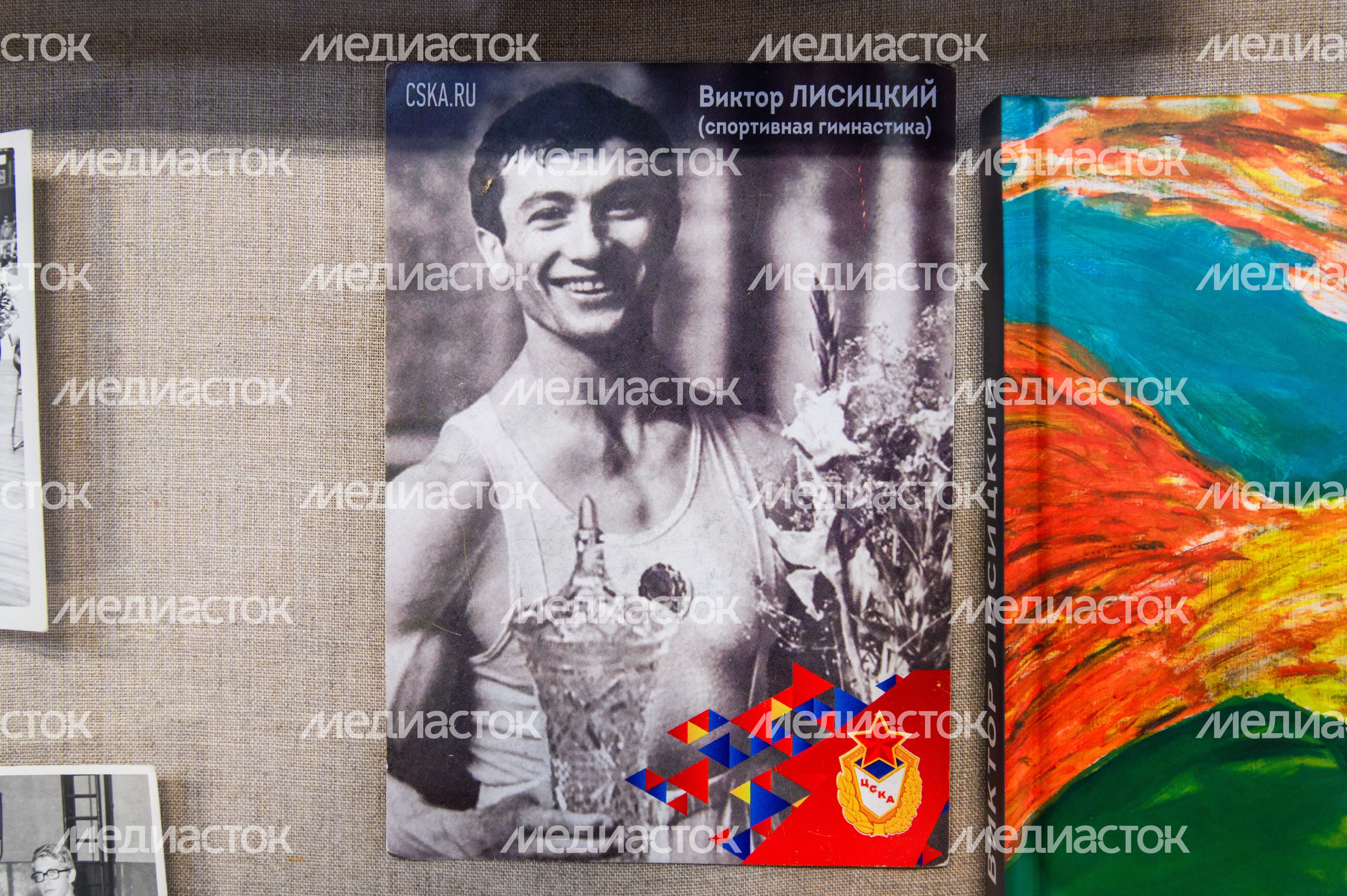 Выставка "Великое простодушие. Искусство на двоих" в Серпухове Выставка "Великое простодушие. Искусство на двоих" в Серпухове