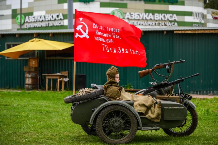 Военно-историческая реконструкция событий мая 1945 года в музее истории танка Т-34 в Мытищах