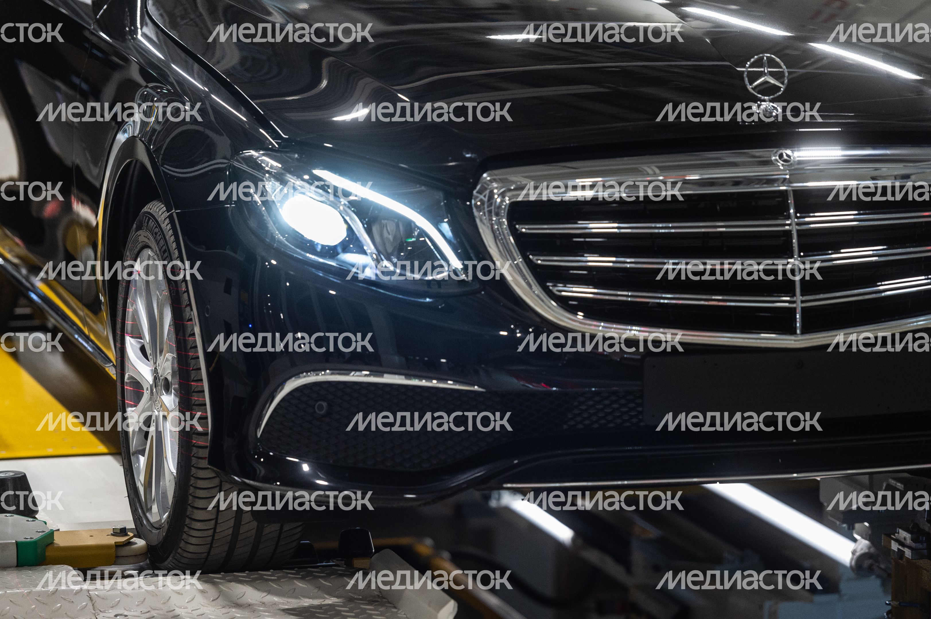 Открытие автомобильного завода Mercedes‑Benz в Подмосковье
