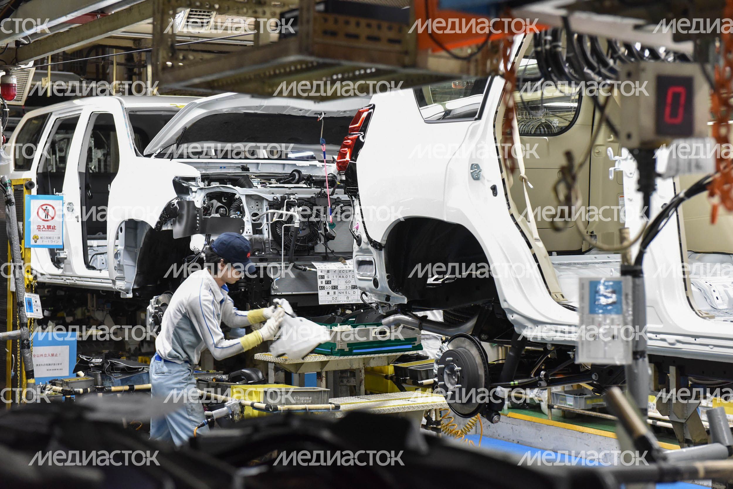 Рабочий визит губернатора Подмосковья на завод компании Hino Hamura plant в Токио