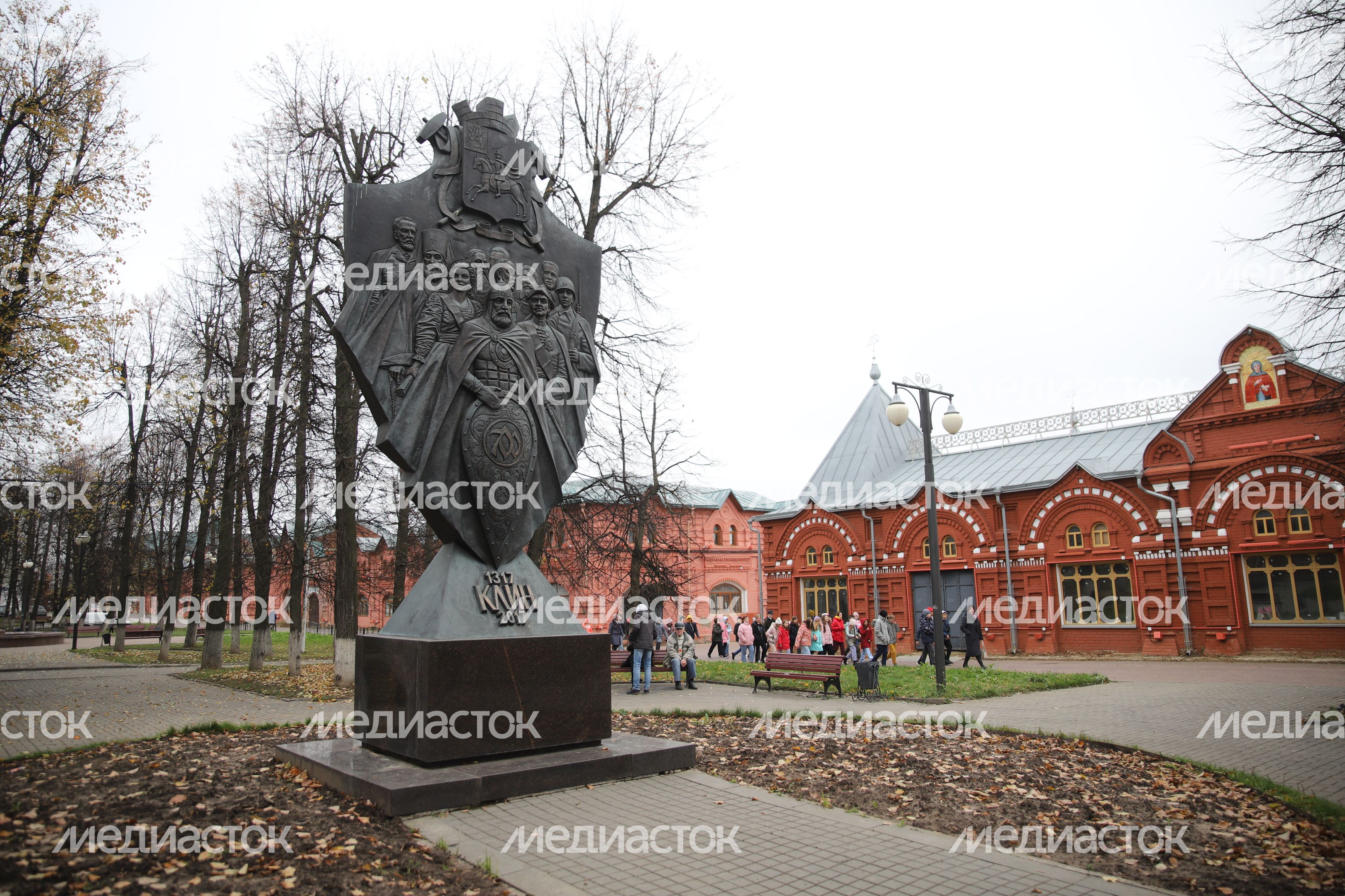 Памятник 700 лет Клину Памятник 700 лет Клину