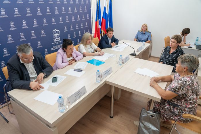Общественный прием граждан провели в Лобне