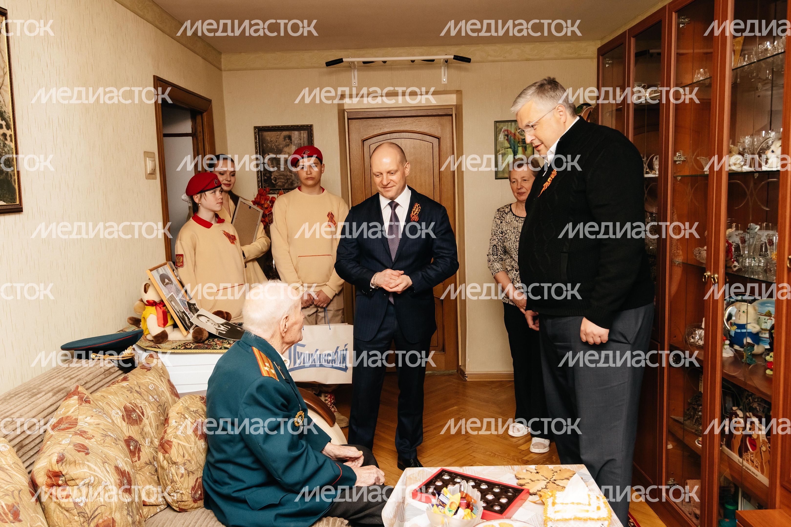 Кирилл Григорьев традиционно навестил ветерана Алексея Галютина в канун Дня Победы Кирилл Григорьев традиционно навестил ветерана Алексея Галютина в канун Дня Победы