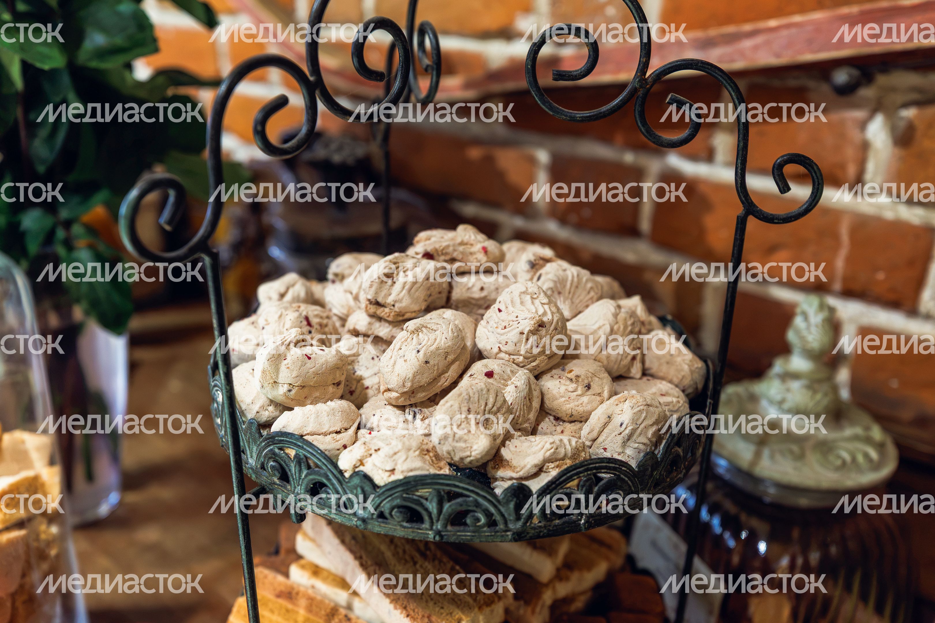 Музей «Коломенская пастила – музей истории со вкусом» в интерьере купеческого дома XIX века Музей «Коломенская пастила – музей истории со вкусом» в интерьере купеческого дома XIX века