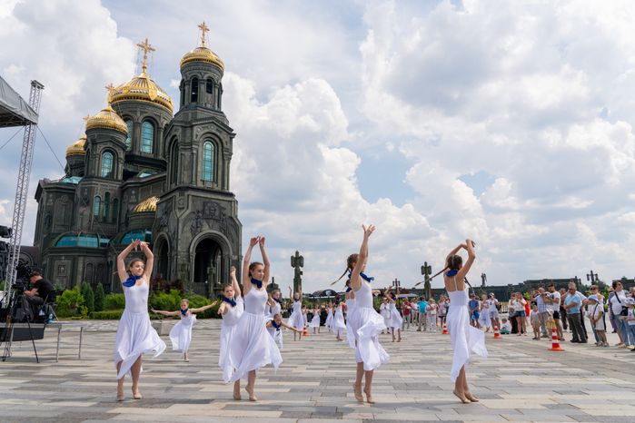 Концерт для участников проекта «Проведи один день с полицией Подмосковья» в Центральном парке «Патриот»