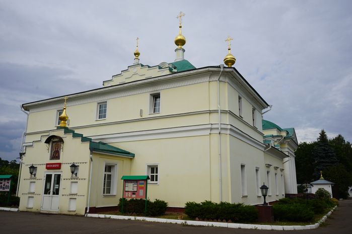 Екатерининский ставропигиальный мужской монастырь