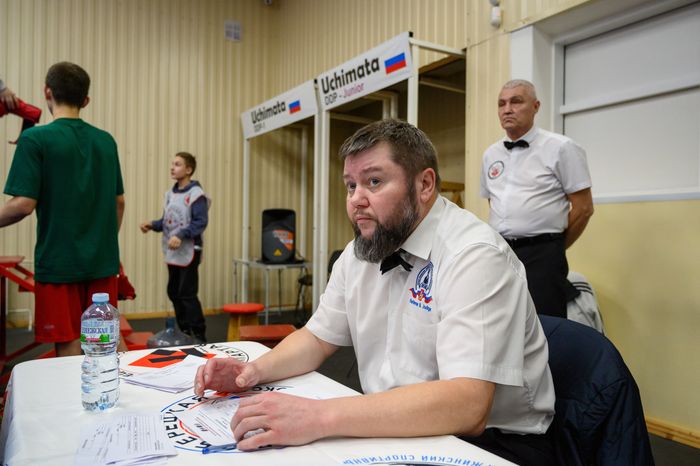Судья соревнований по боксу в Люберцах, посвященных разгрому немецко-фашистских войск под Москвой