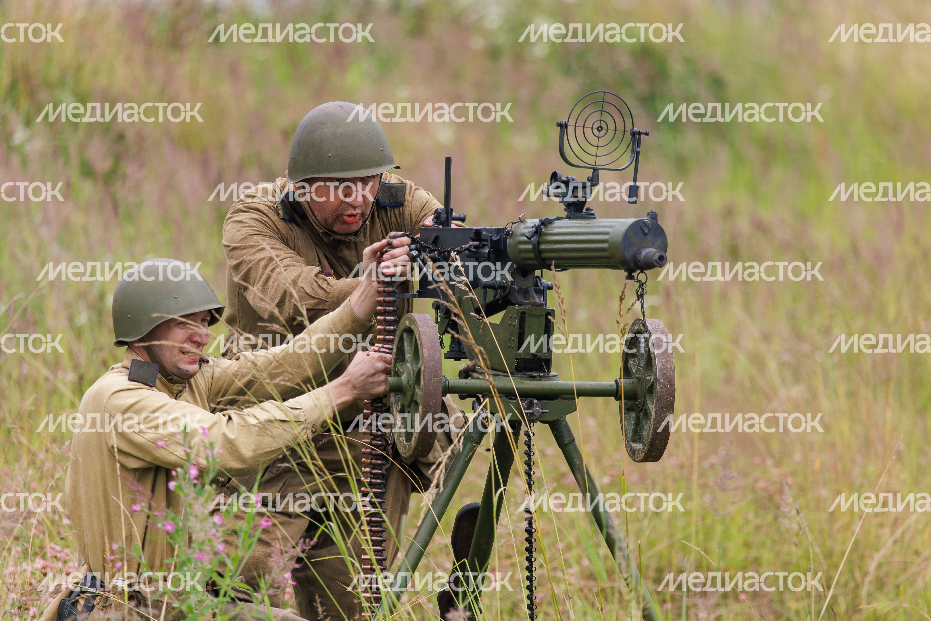 Военно-историческая реконструкция танкового сражения Курской битвы в Центральном парке «Патриот». Одинцовский округ
