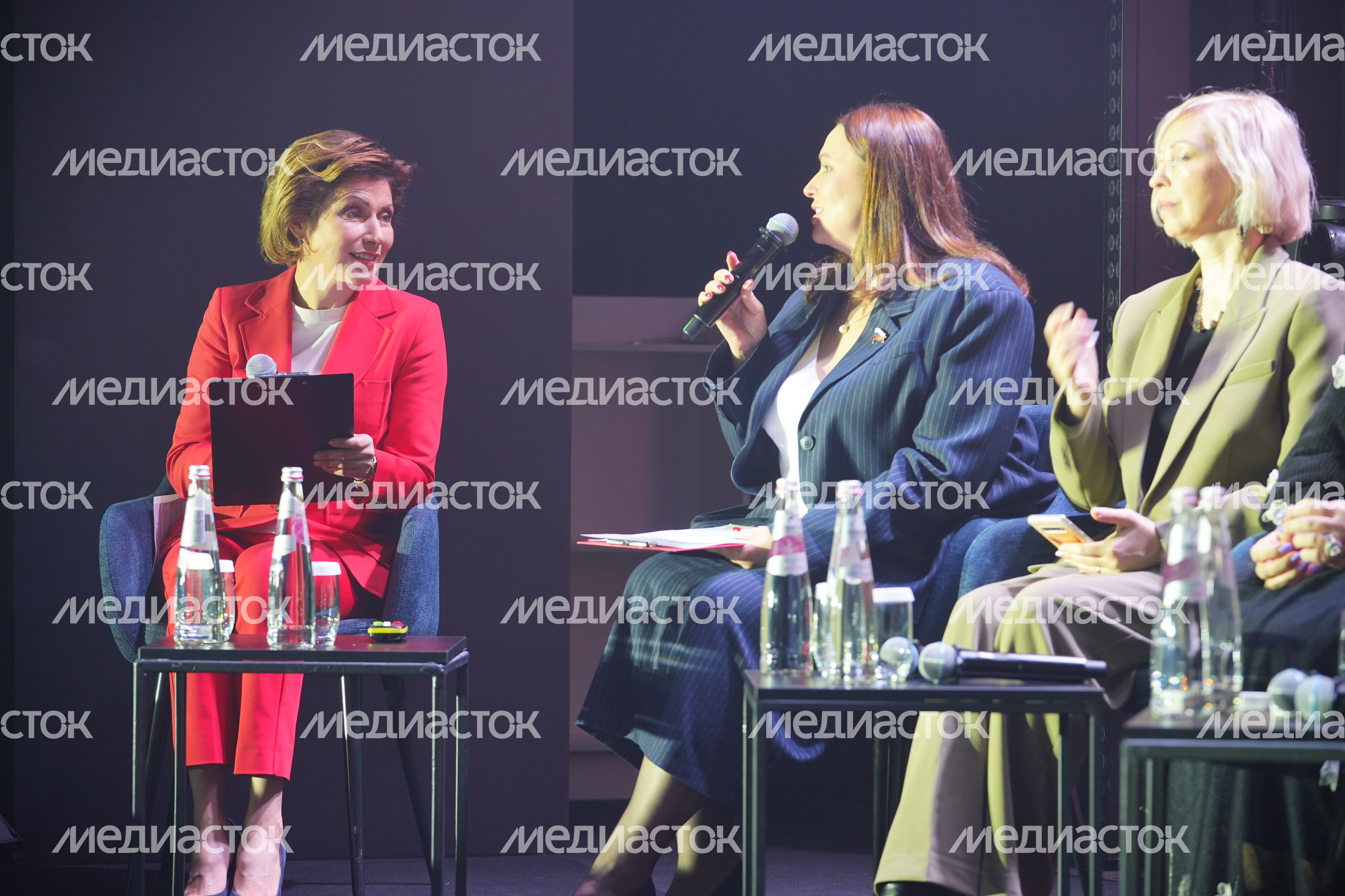 Первый российский форум "Культура. Традиции. Наследие" прошел в Москве Первый российский форум "Культура. Традиции. Наследие" прошел в Москве