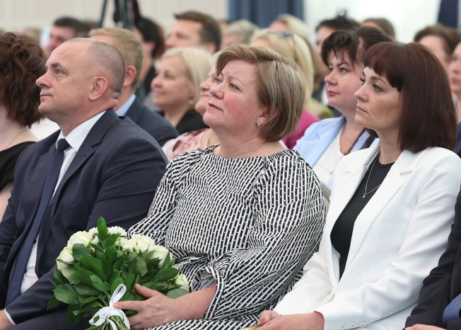 Подмосковных соцработников поздравили с их профессиональным праздником