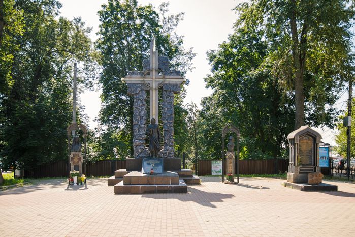 Мемориал «Пострадавшим за веру в годы гонений и репрессий» в Сергиевом Посаде