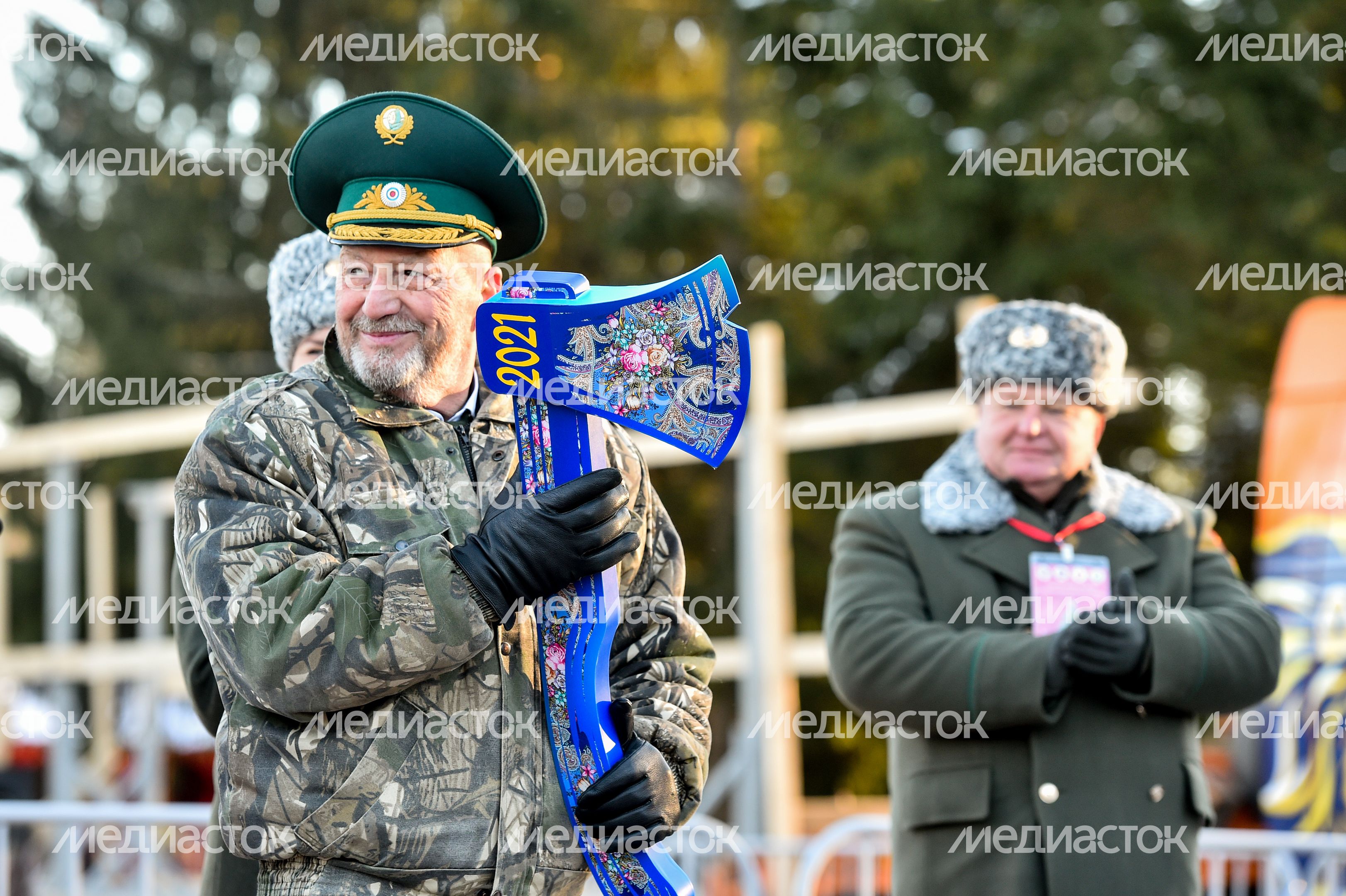 Сруб главной новогодней ели страны в Наро-Фоминском округе Подмосковья