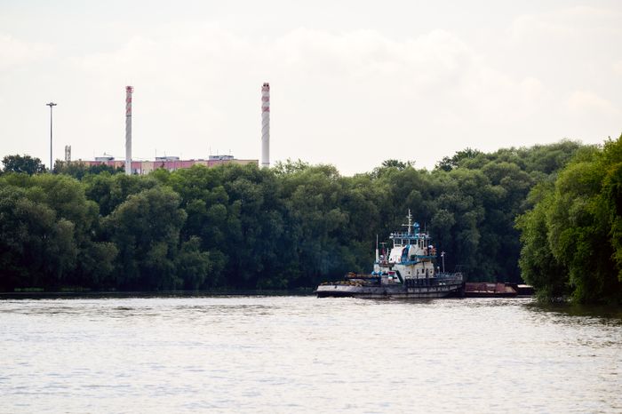 Речной буксир на Москве-реке в Коломне