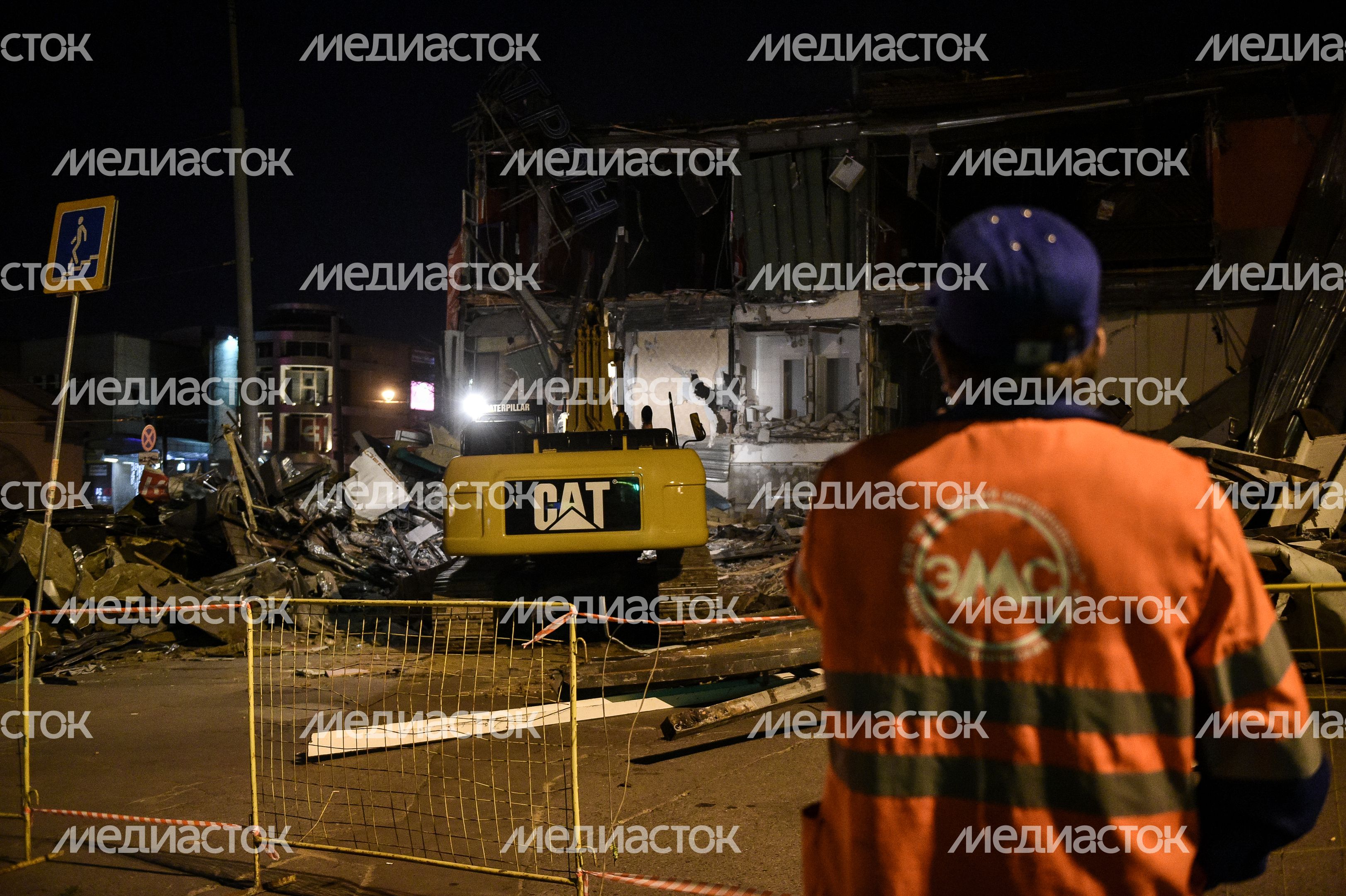 Снос незаконных построек возле метро 29 августа