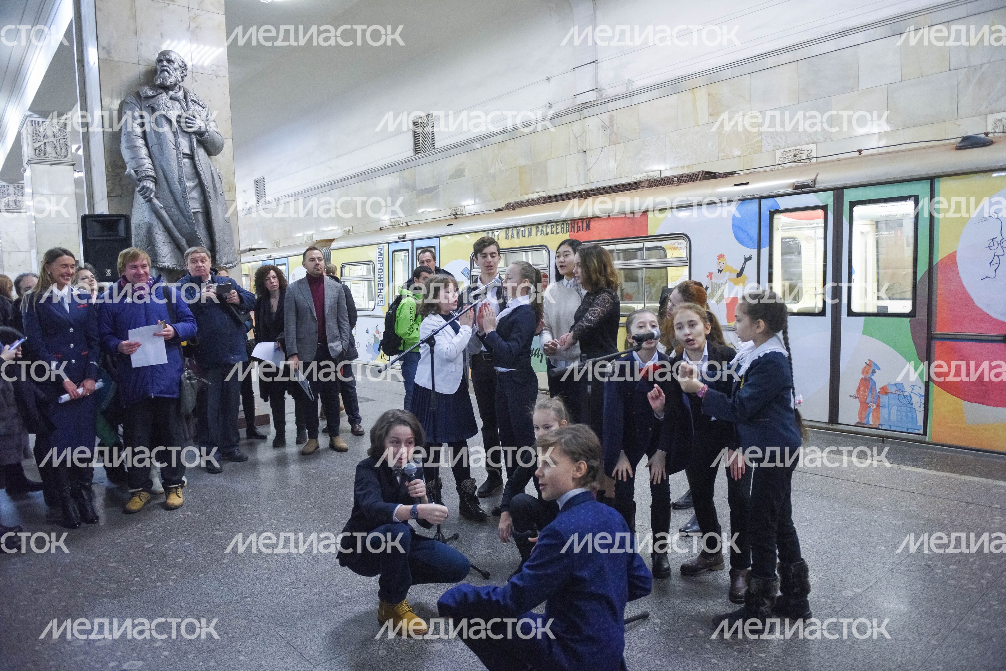 Запуск нового тематического поезда «Мой Маршак» в метро Москвы