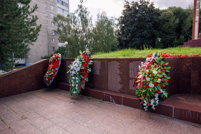Сергиев Посад. Стела памяти в Богородском