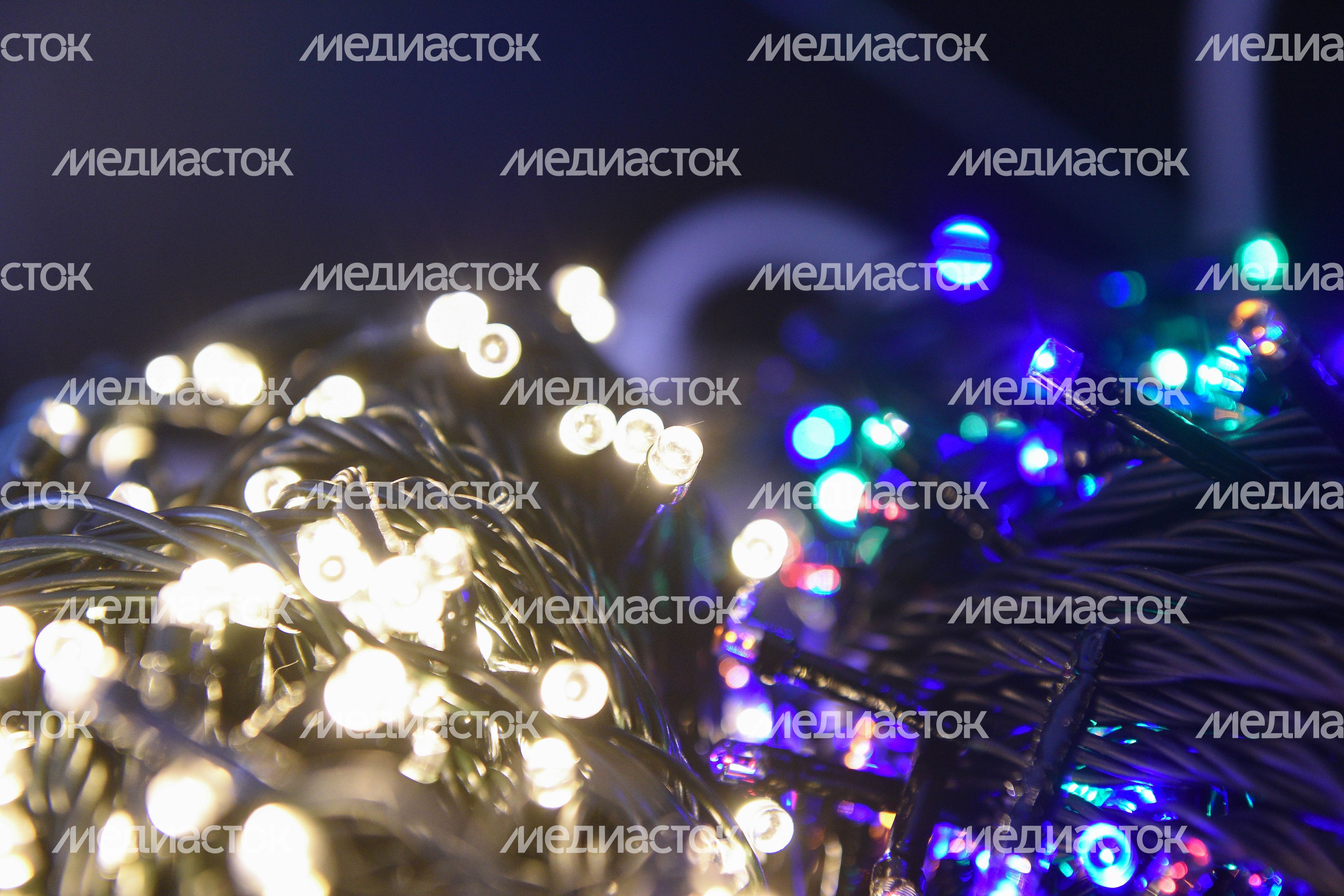 10 необычных новогодних украшений 
