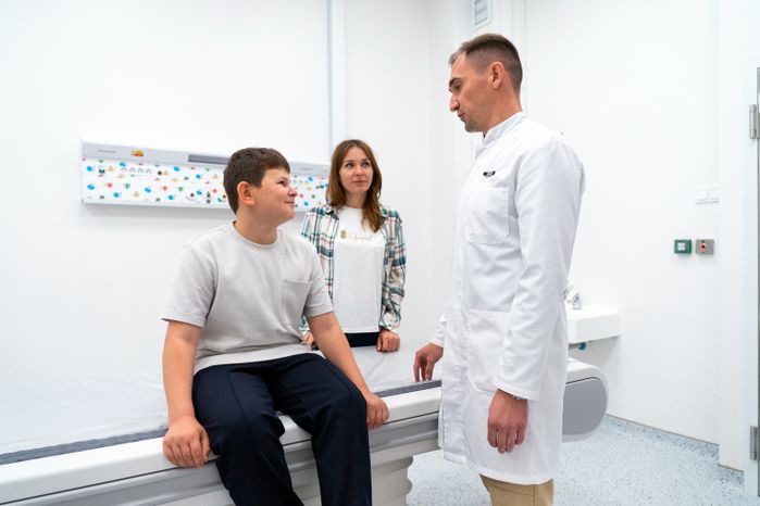 Дети на приеме у врачей в Детском клиническом центре имени Л.М. Рошаля