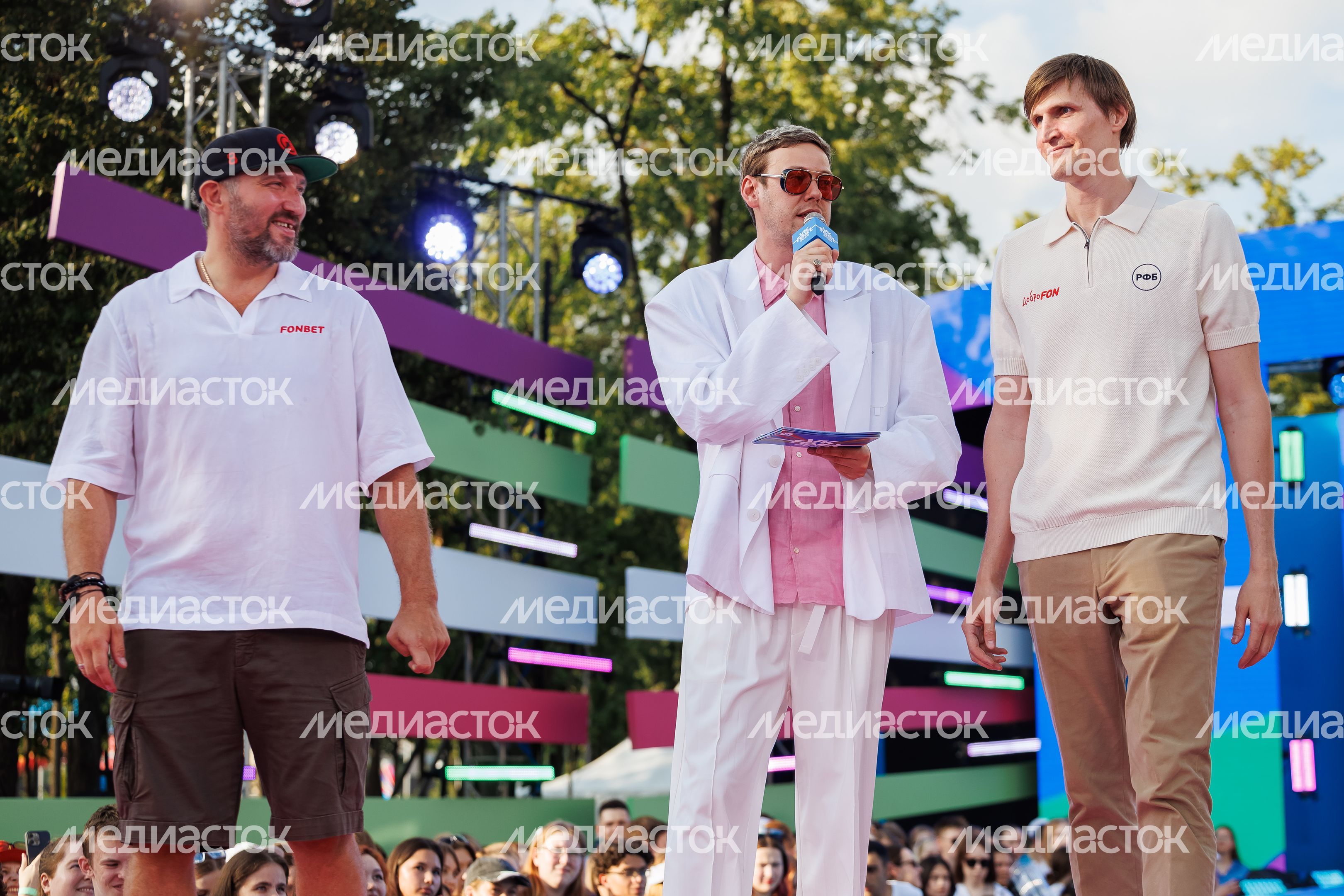 Хоккеист Александр Овечкин и баскетболист Андрей Кириленко на VK Fest -2024