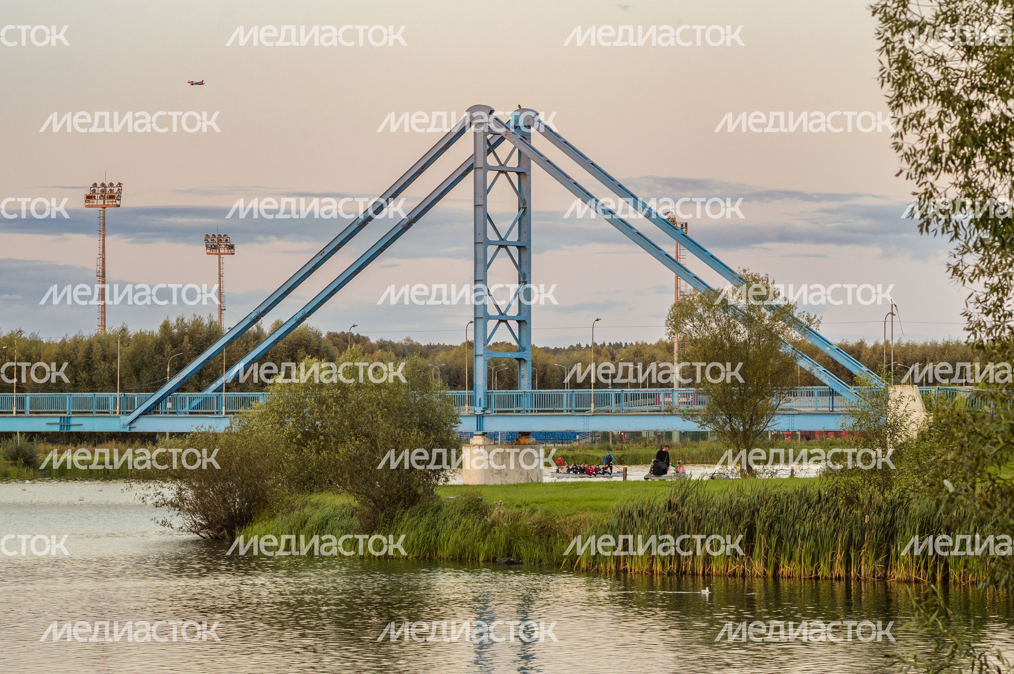 Бронницы. "Крымский мост" Бронницы. "Крымский мост"