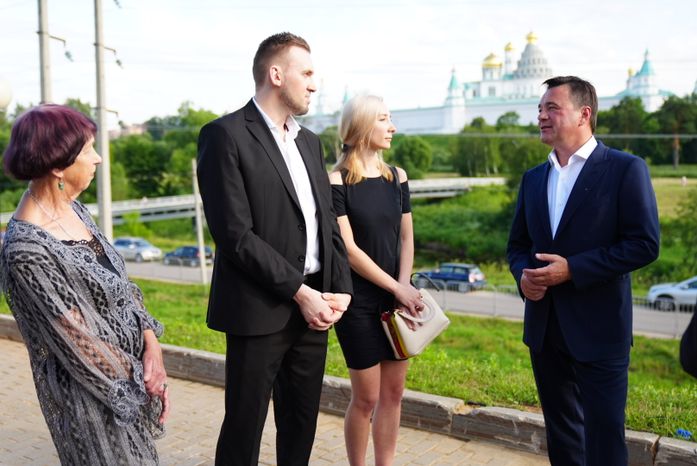 Встреча Губернатора Подмосковья с артистами на фестивале «Лето. Музыка. Музей»