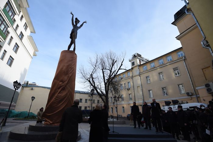 Церемония открытия памятника Майе Плисецкой