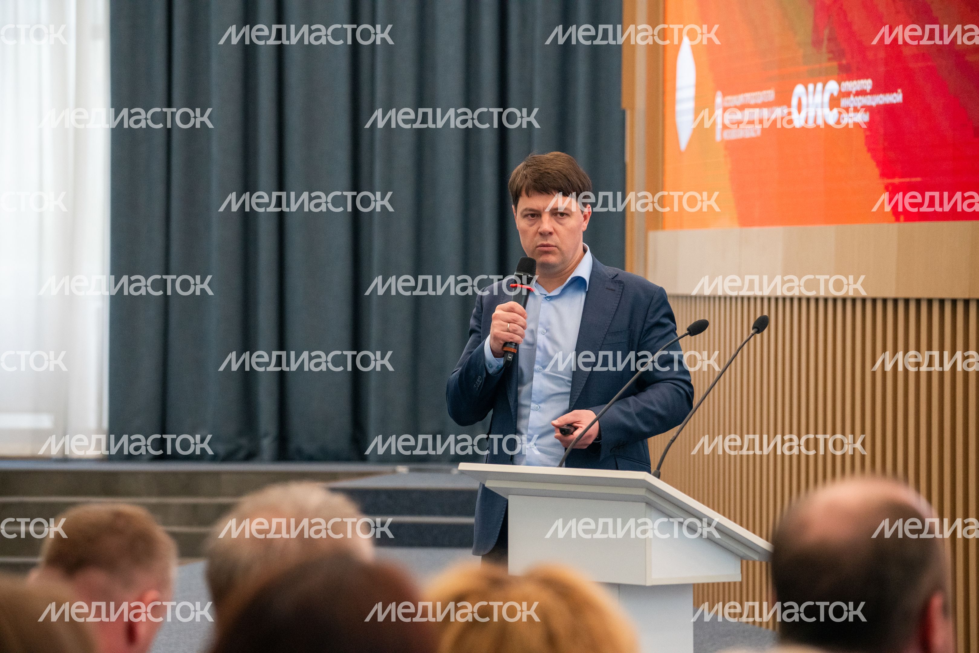 Заместитель Председателя Правительства Московской области Владислав Мурашов на  региональном форуме