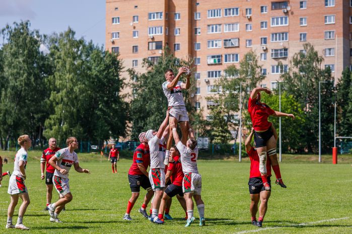 Победа "ВВА-Подмосковье-м" в чемпионате молодежных команд по регби в Монино