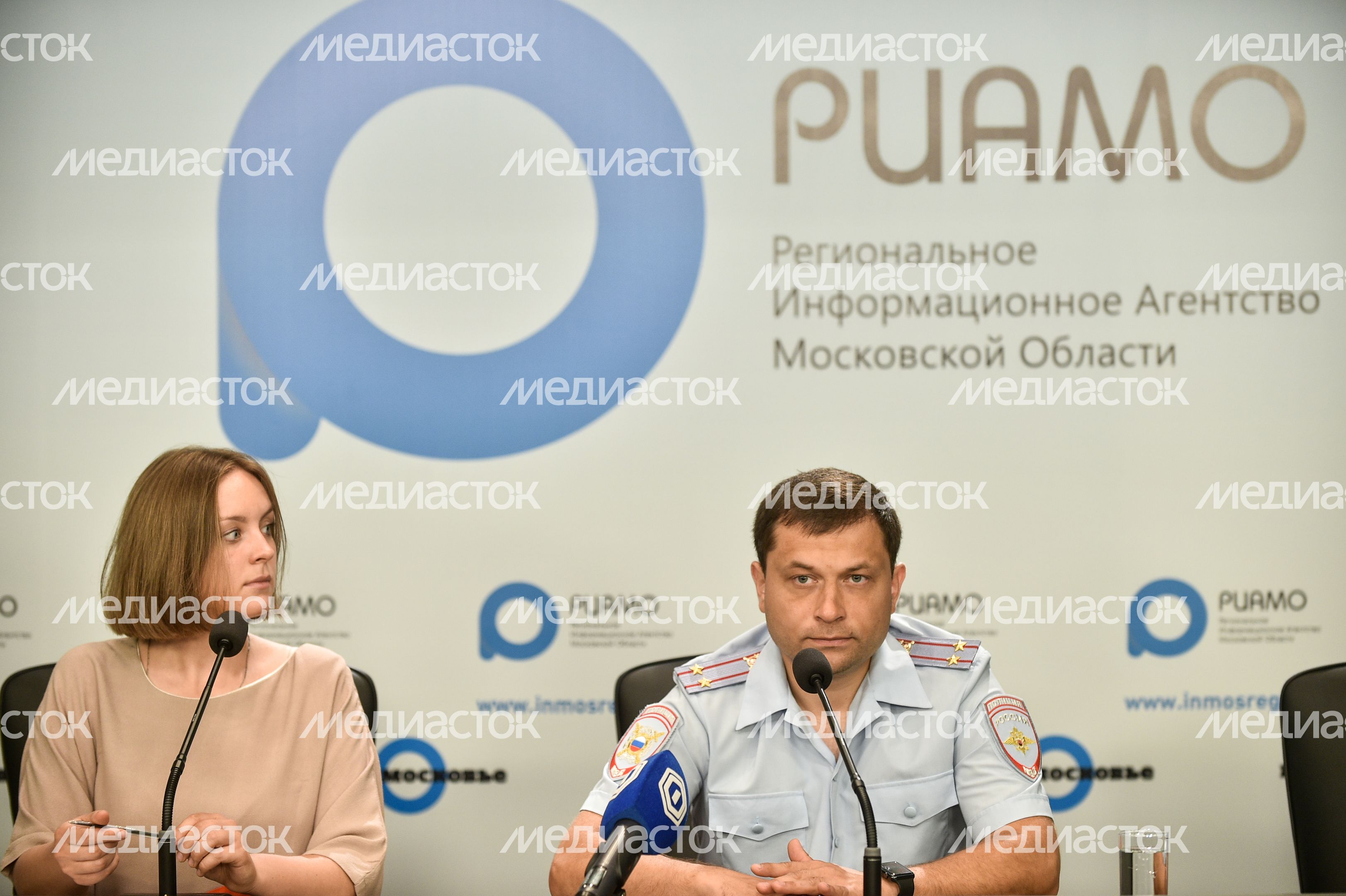 Пресс-конференция о раскрытии преступлений, связанных с вымогательством