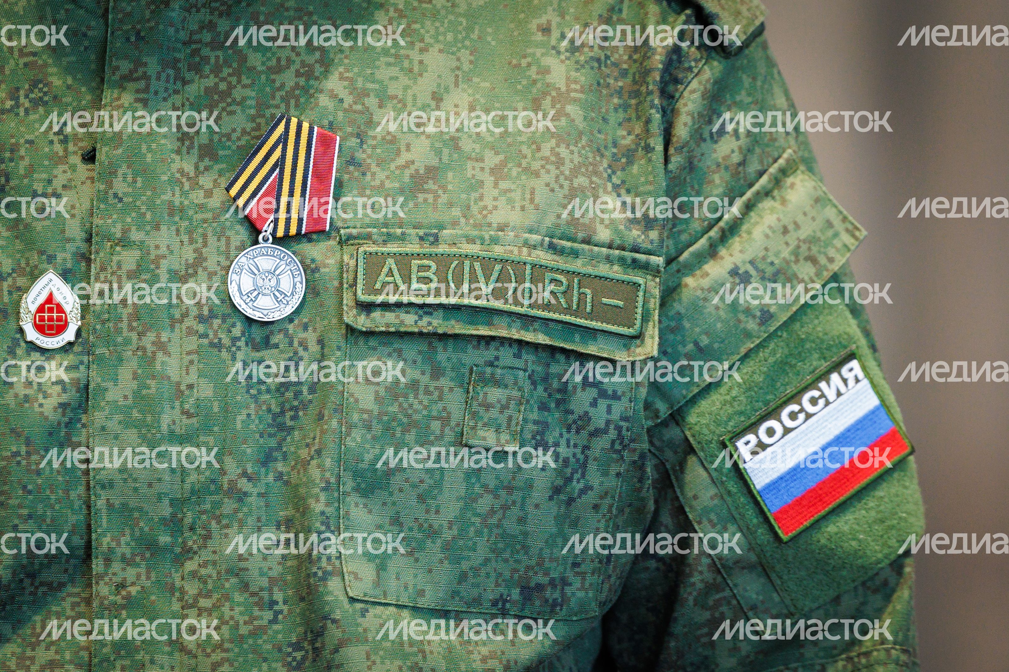 Бойцам подразделения БАРС вручили медали "За храбрость" II степени Бойцам подразделения БАРС вручили медали "За храбрость" II степени