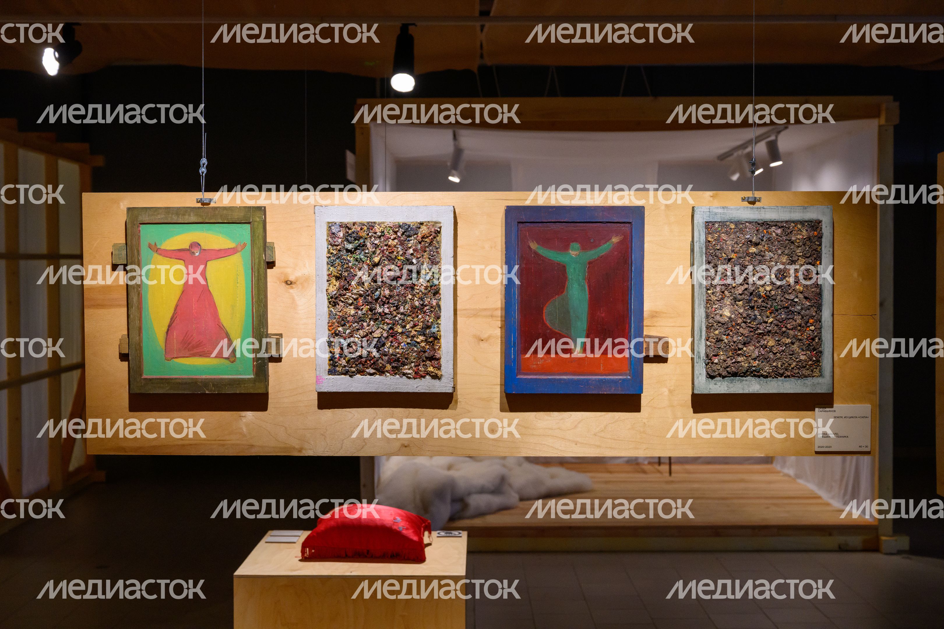 Выставка «Русский восток: сквозь время и шелка» в арт-пространстве «Цехъ» на фестивале искусства «Перезагрузка» 2026 Выставка «Русский восток: сквозь время и шелка» в арт-пространстве «Цехъ» на фестивале искусства «Перезагрузка» 2026