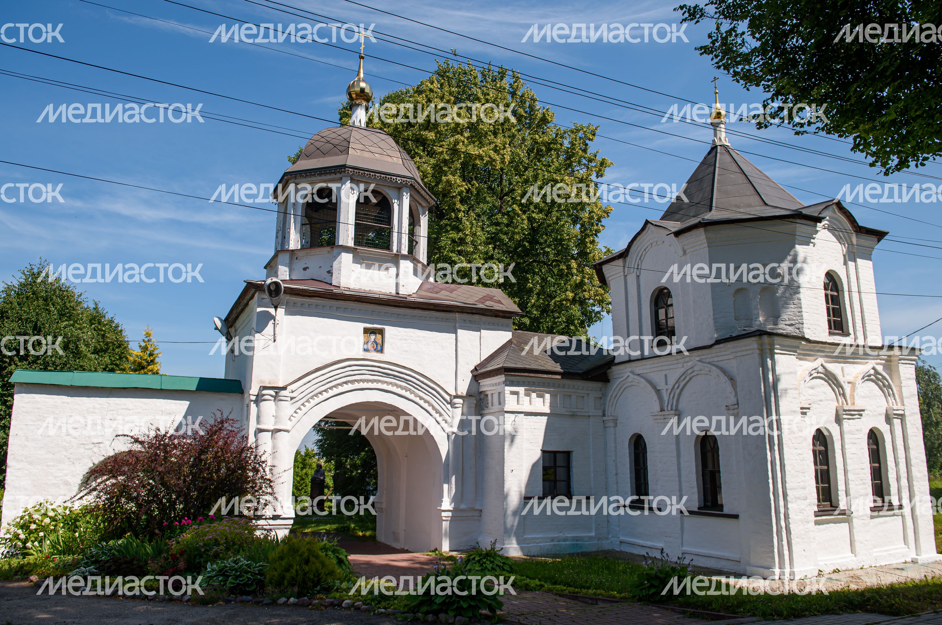 Летние виды Феодоровского женского монастыря