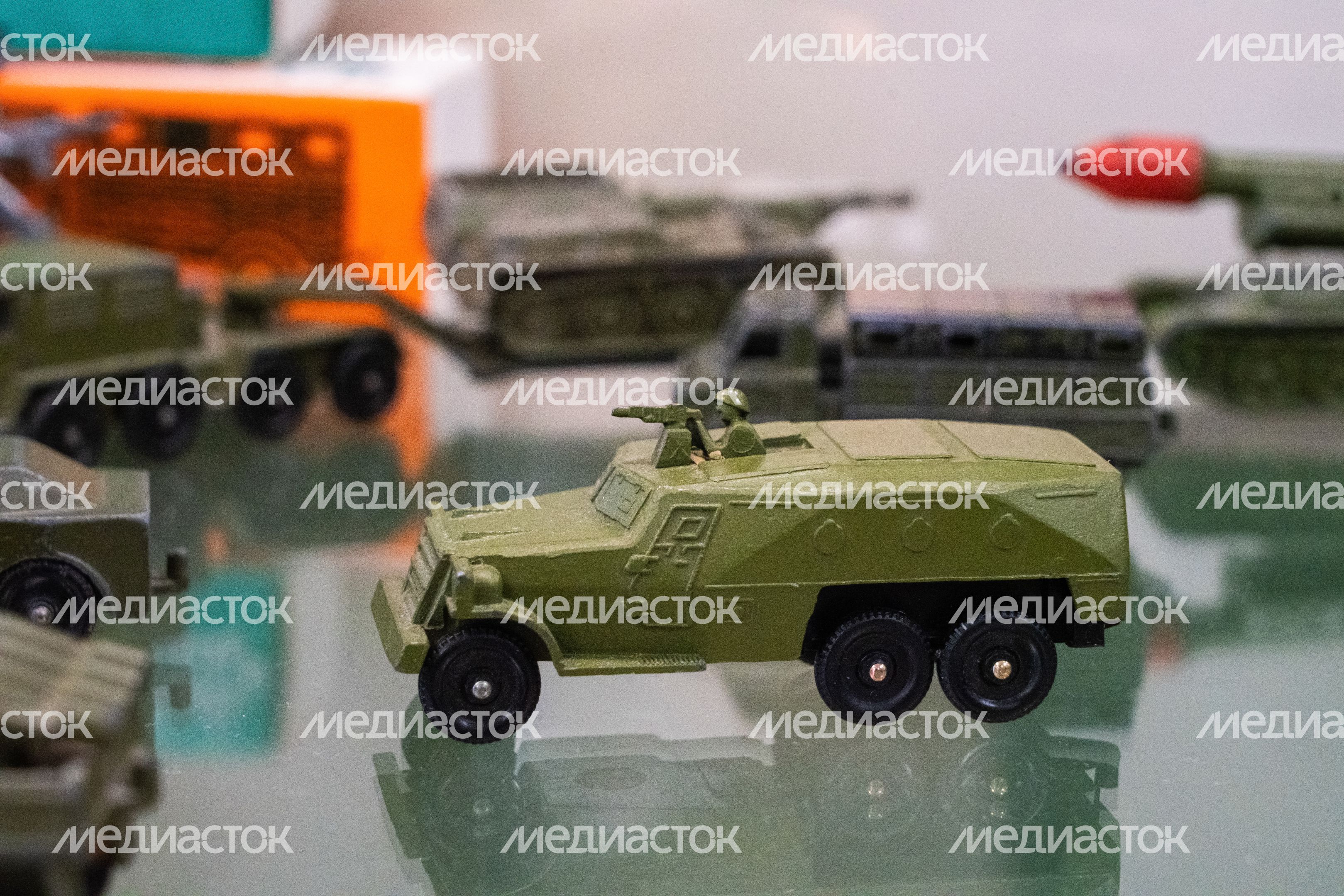 V Ежегодная выставка «Миниатюра для творческой молодежи» в Барвихинской школе