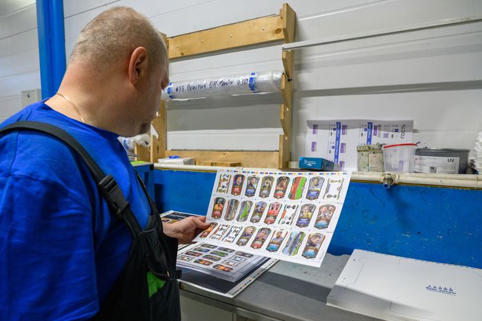Производство полиграфической продукции на заводе ГК «ПЛАСТИК ОН ЛАЙН» в Красноармейске