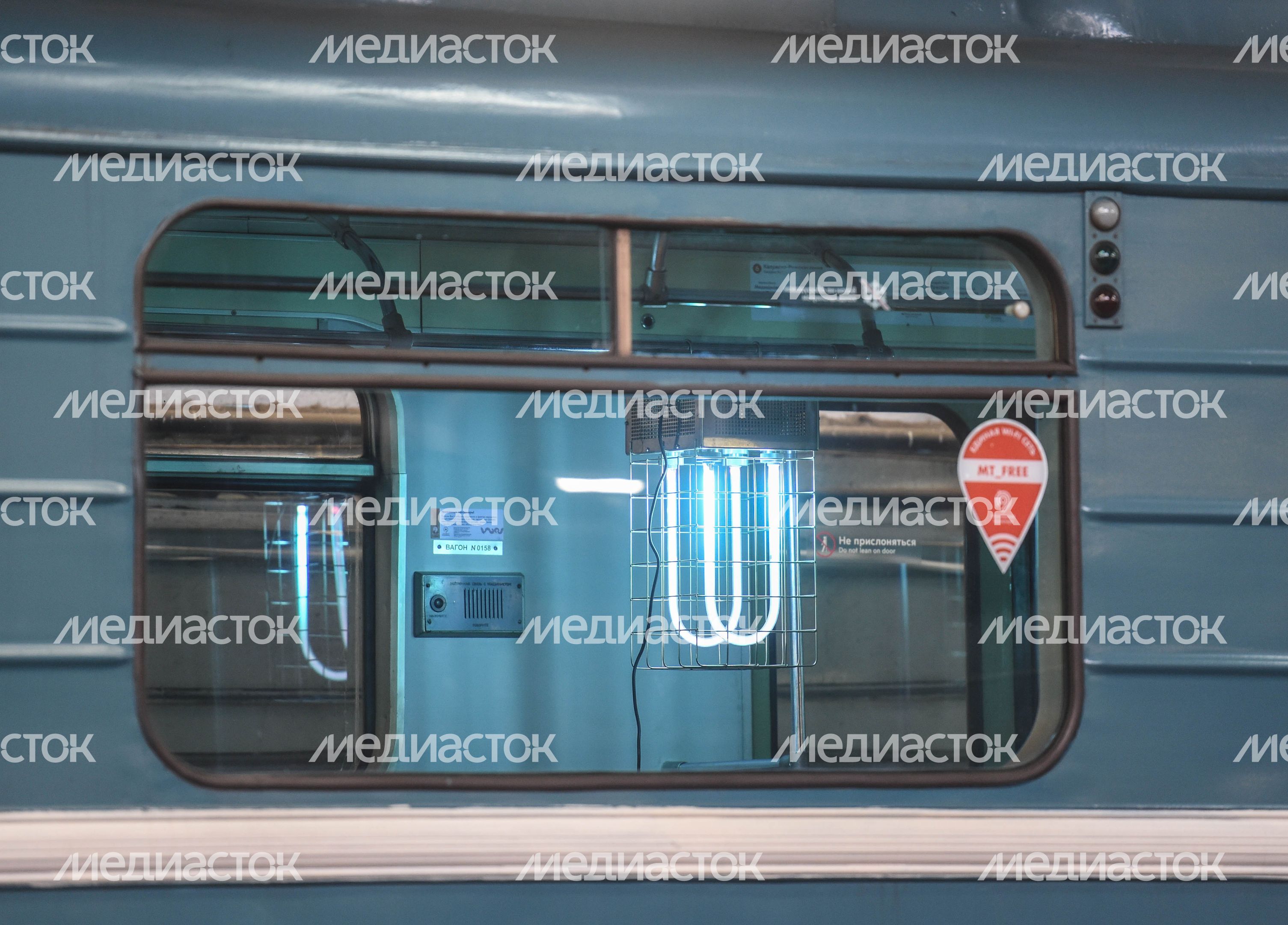 Кварцевание и мытье вагонов метро