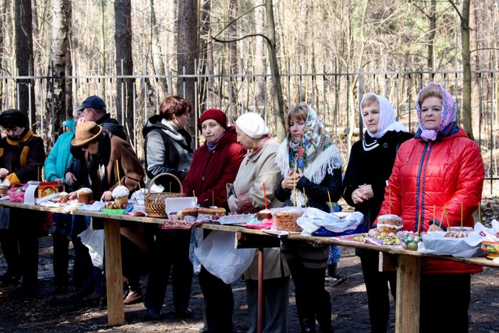 Освящение пасхальных блюд в Черноголовке