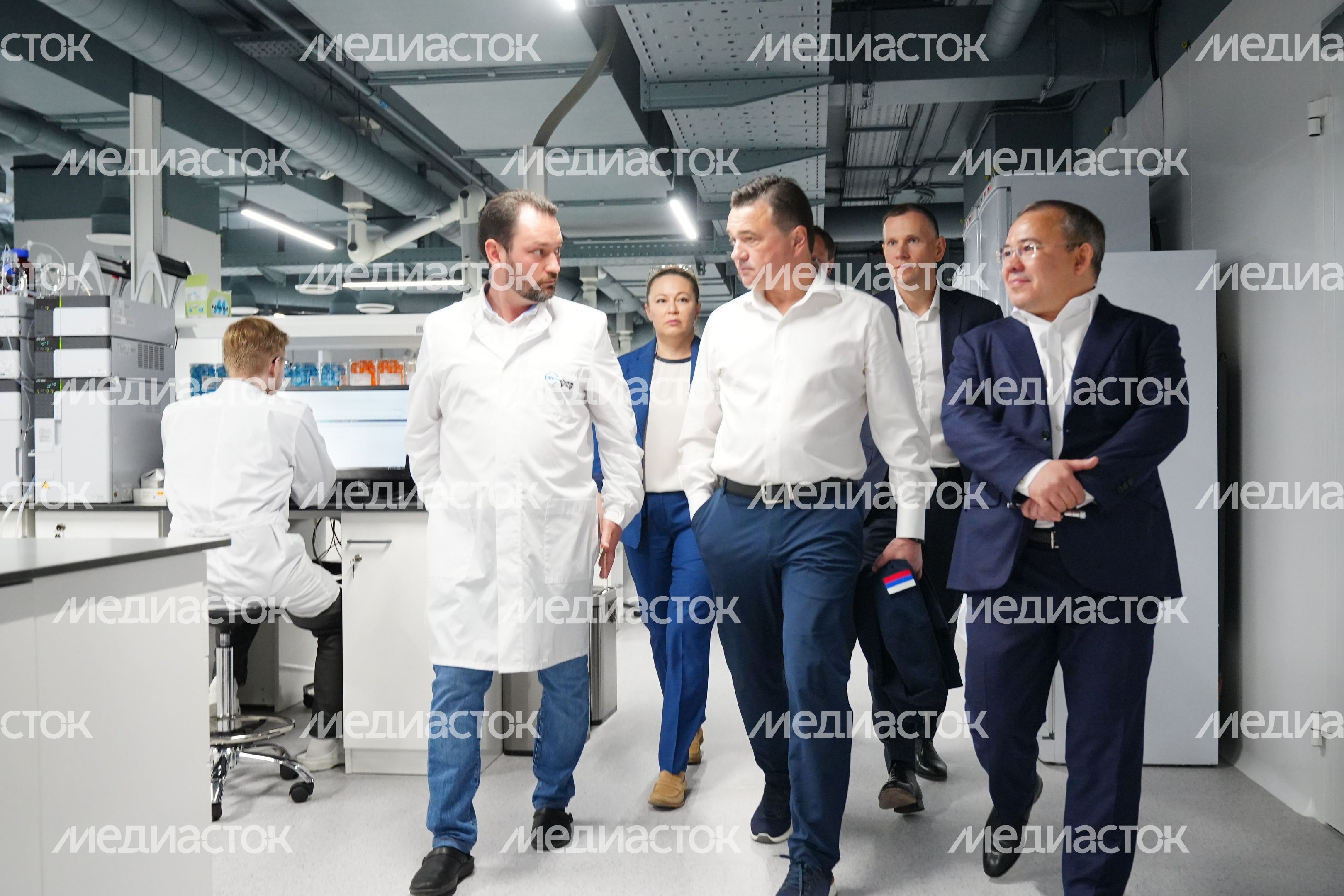 Губернатору представили проект развития R&D-Центра фармкомпании «Биннофарм Групп» в Красногорске