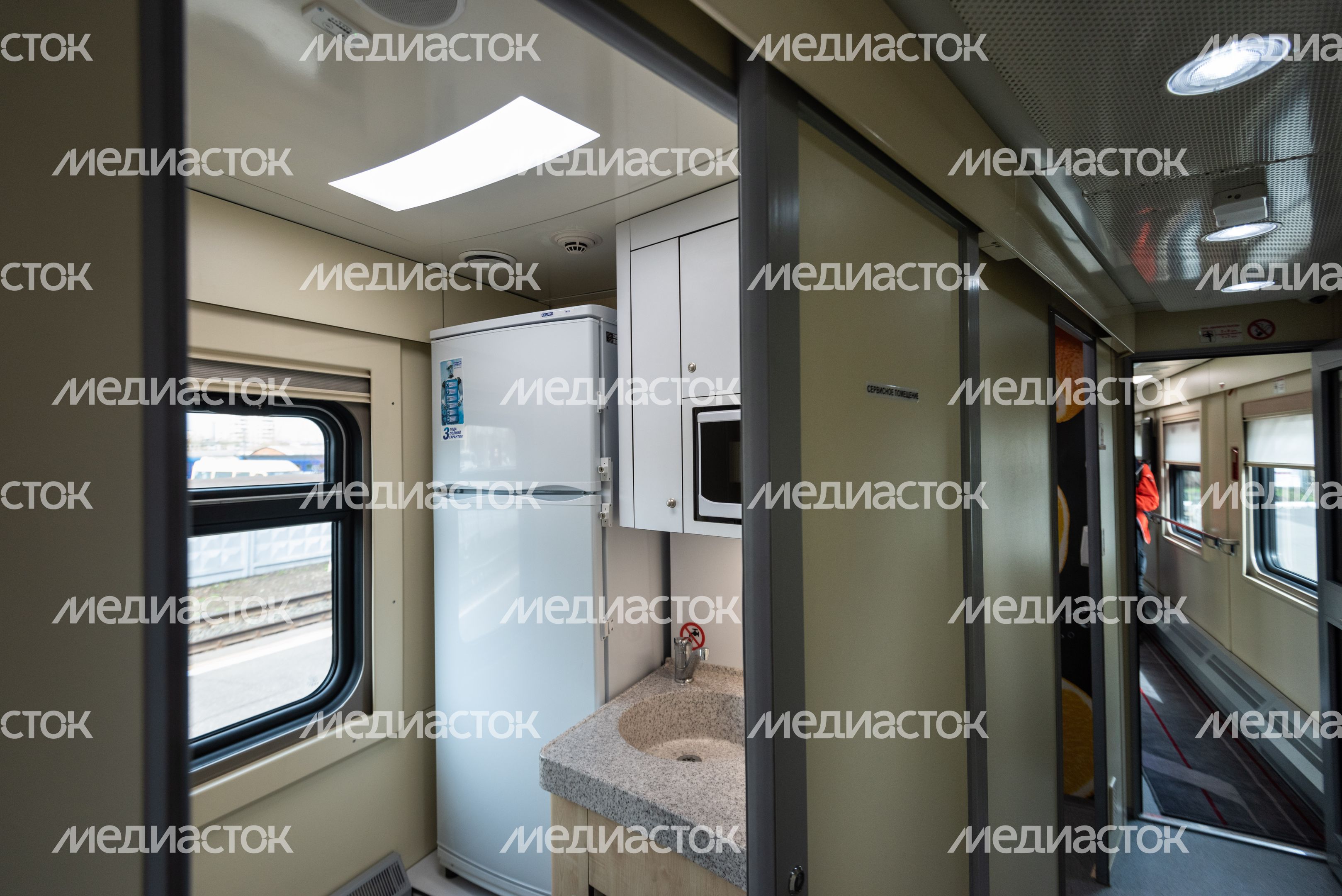 Новый вагон‑купе РЖД с душем и холодильником
